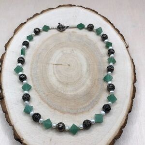 Vintage artisan beaded stone and pearls necklace sterling silver 925 clasp.